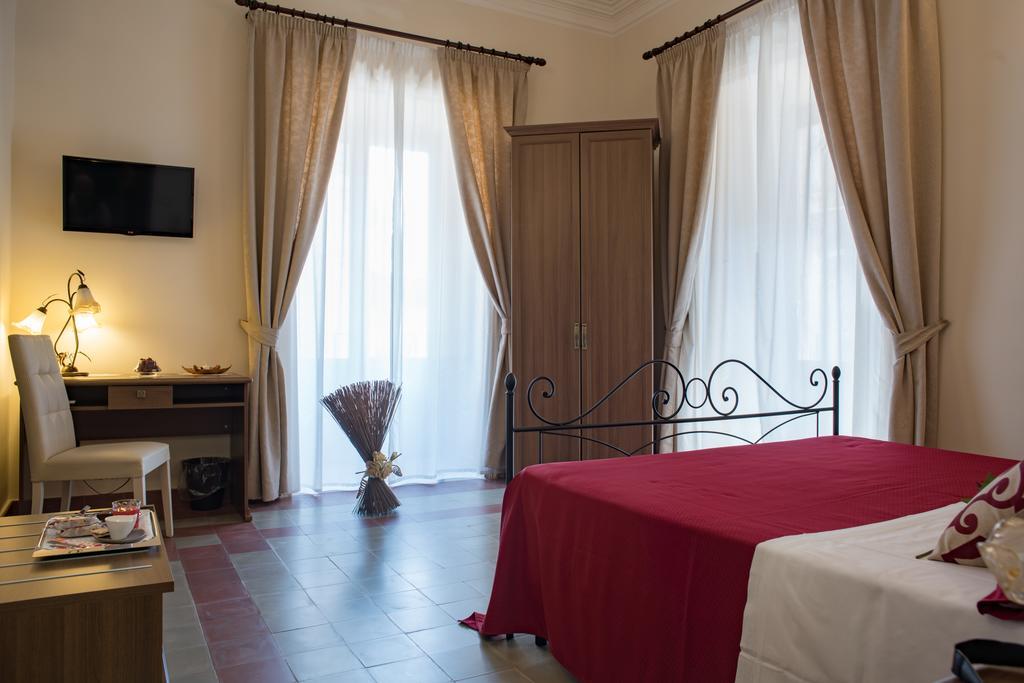 B&B Palazzo Tornabene 카타니아 외부 사진